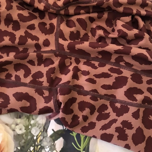 Lululemon Athletica King Cheetah Dusk leggings - Picture 5 of 7
